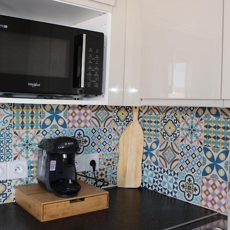 Appartement Elegant Et Lumineux رومينفيل المظهر الخارجي الصورة